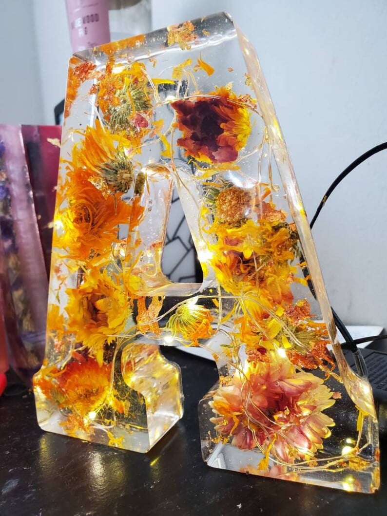 🌸Floral nattlampa i harts